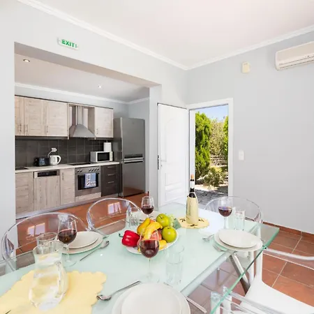 Kostis * كاتيليوس