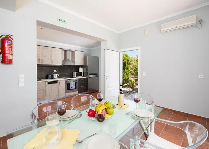 Kostis * كاتيليوس